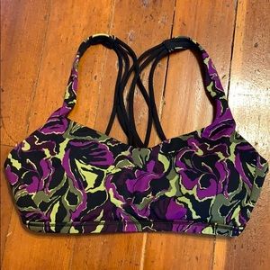 Lululemon Free to be Zen Sports Bra